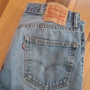 Vintage Levi 550 Jeans Worn Torn Ripped Used 34x32